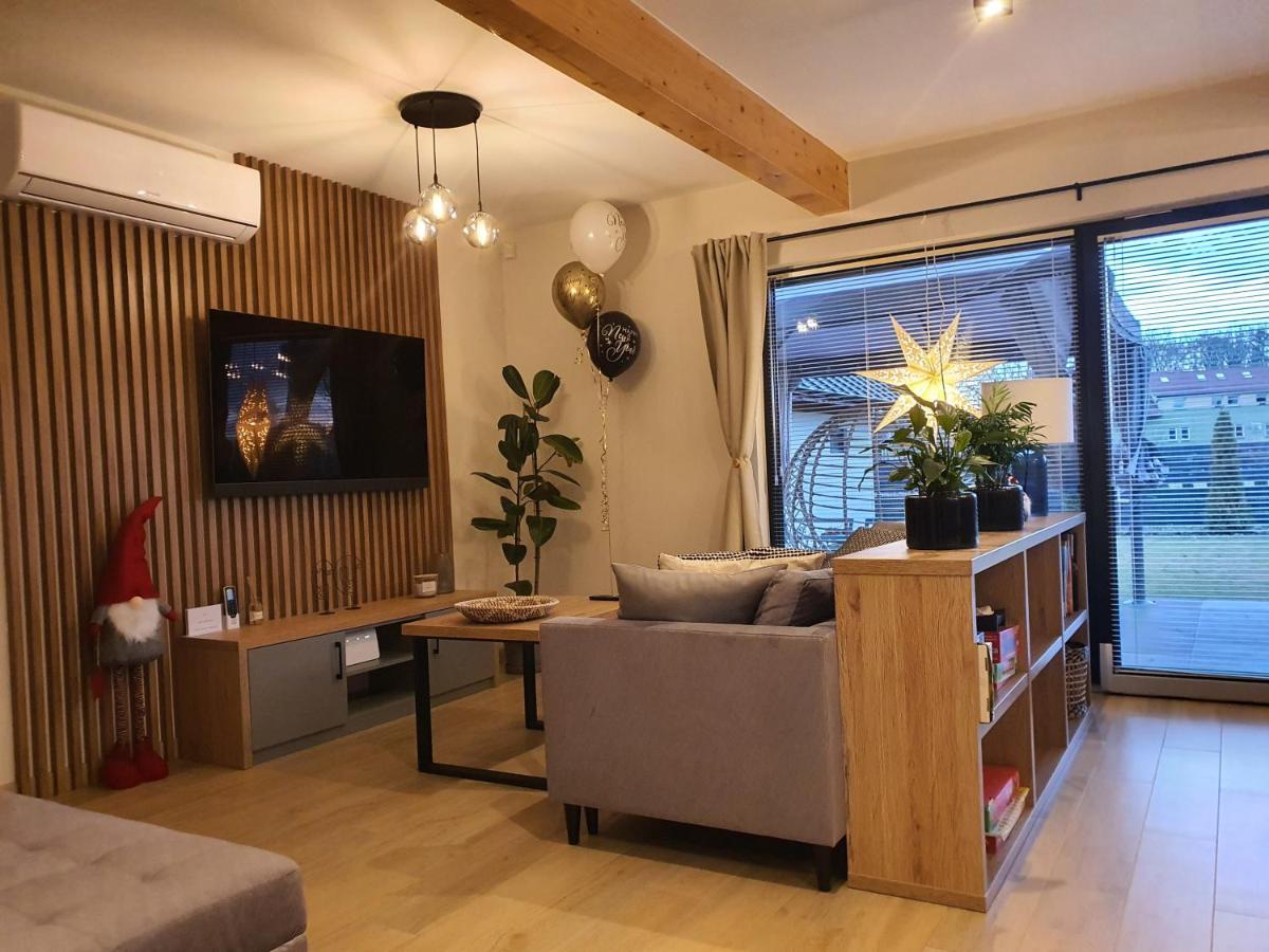 Houselubniewice Caloroczny Z Jacuzzi Blisko Jeziora Lubniewice