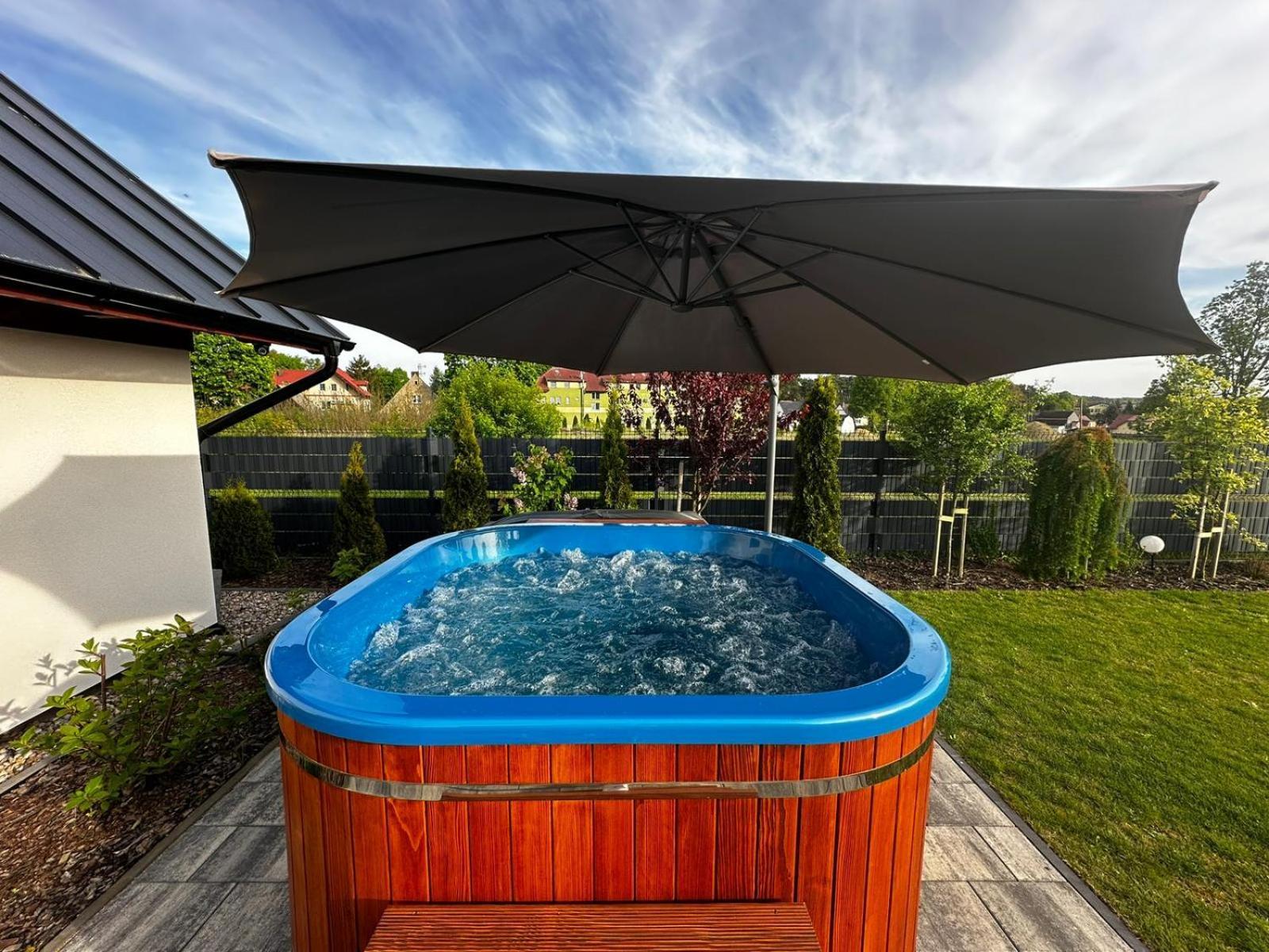 Villa Houselubniewice Caloroczny Z Jacuzzi Blisko Jeziora Lubniewice